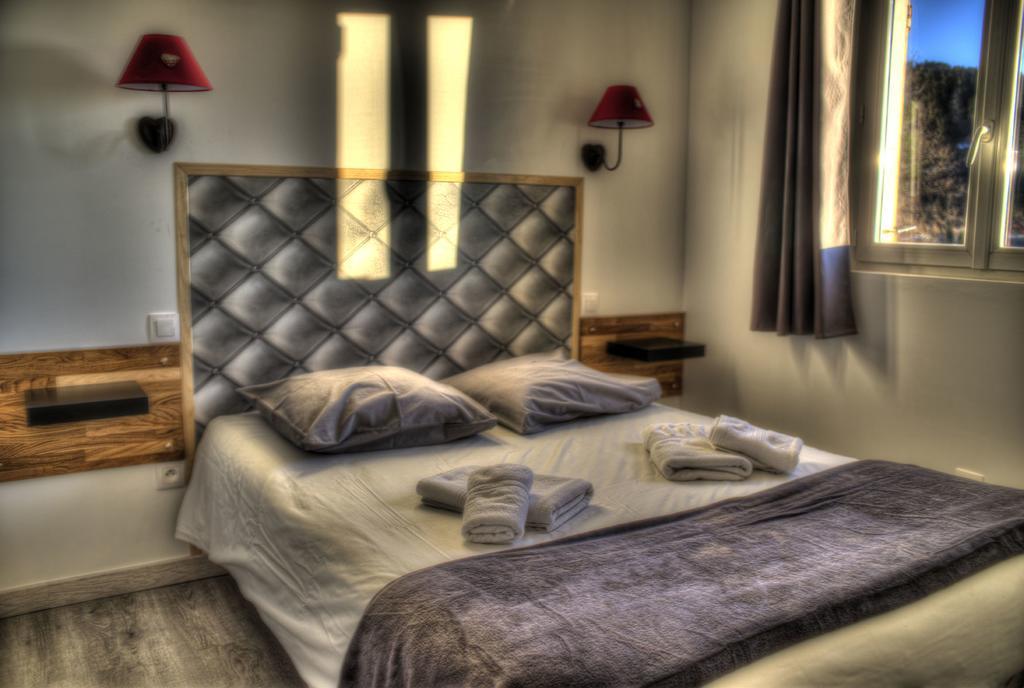 שמרוסה Auberge Restaurant Du Virage מראה חיצוני תמונה