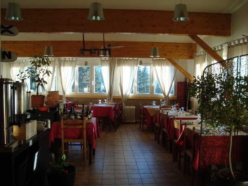 שמרוסה Auberge Restaurant Du Virage מראה חיצוני תמונה